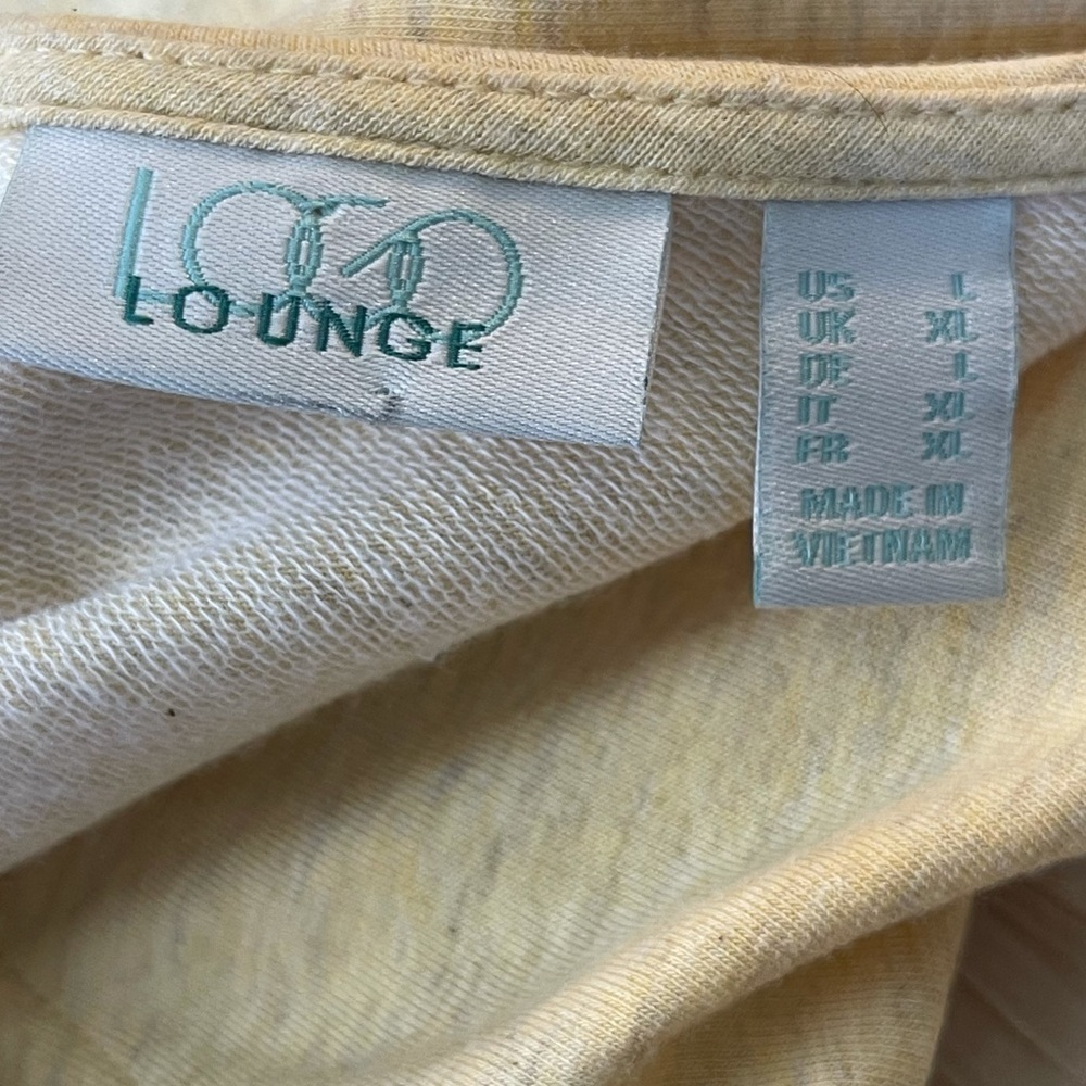 Logo Lounge Top - Picture 9 of 9